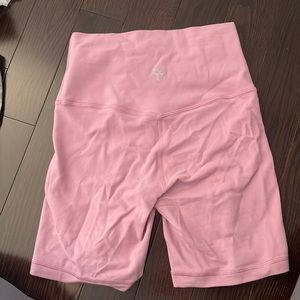 TNA BUTTER//SIZE SMALL